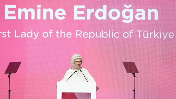 Emine Erdoğan'dan Antalya Diplomasi Forumu'nda 'Gazze' açıklaması: Dünya liderleri hangi gerekçeyle sessiz kalabiliyor