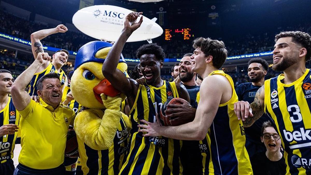 Fenerbahçe Beko'da tarihi performansı sonrası Nigel Hayes-Davis: Kendimle gurur duyuyorum