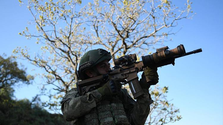 Fırat Kalkanı bölgesinde 2 PKK/YPG'li terörist etkisiz