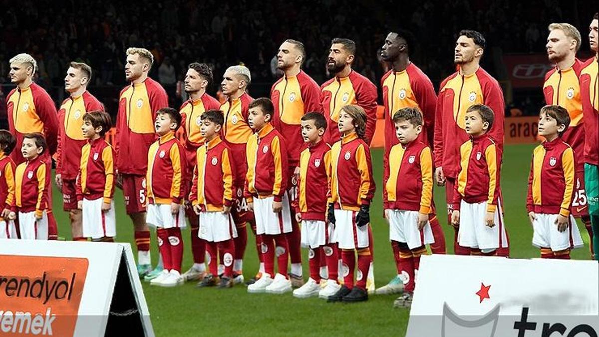 Galatasaray'da ara sona erdi: Üç yıldız isim antrenmana çıkmadı