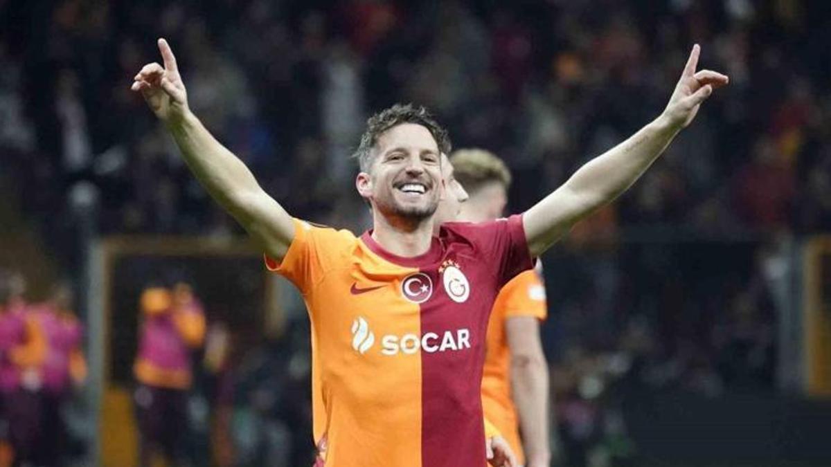 Galatasaray'dan Dries Mertens'e ilginç teklif! Şartlı sözleşme...