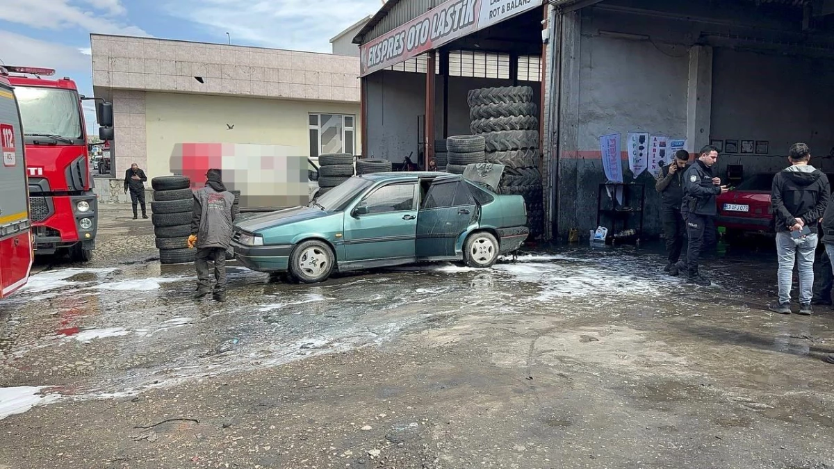 Gaziantep'te tamir edilen otomobilin LPG tüpü patladı