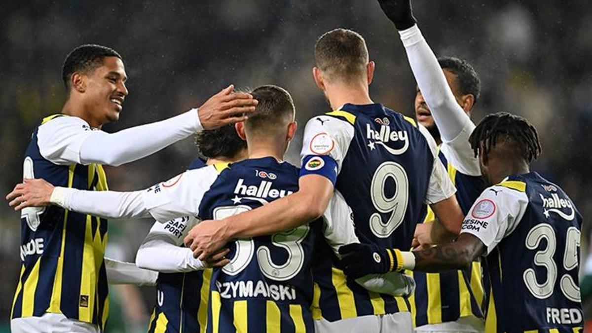 İtalyanlardan Fenerbahçe'nin yıldızlarına transfer kancası! '25-30 milyon Euro'