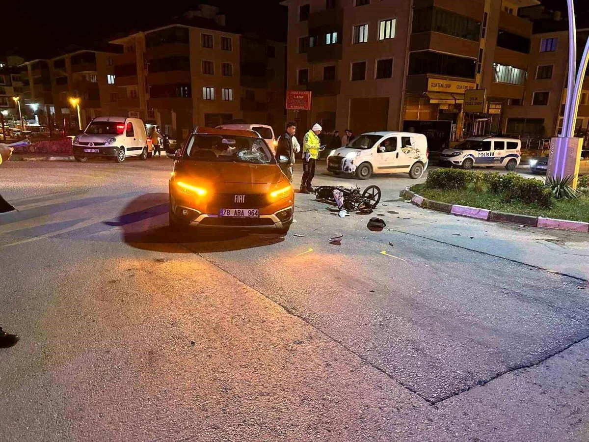 Karabük'te otomobil ile motosikletin çarpışması sonucu 1 kişi yaralandı