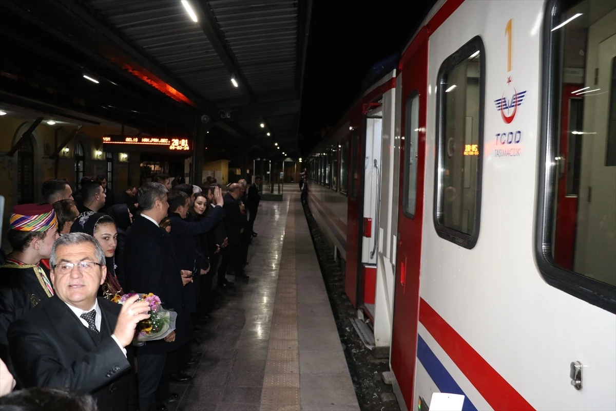 Karaelmas Ekspresi Karabük'e Ulaştı