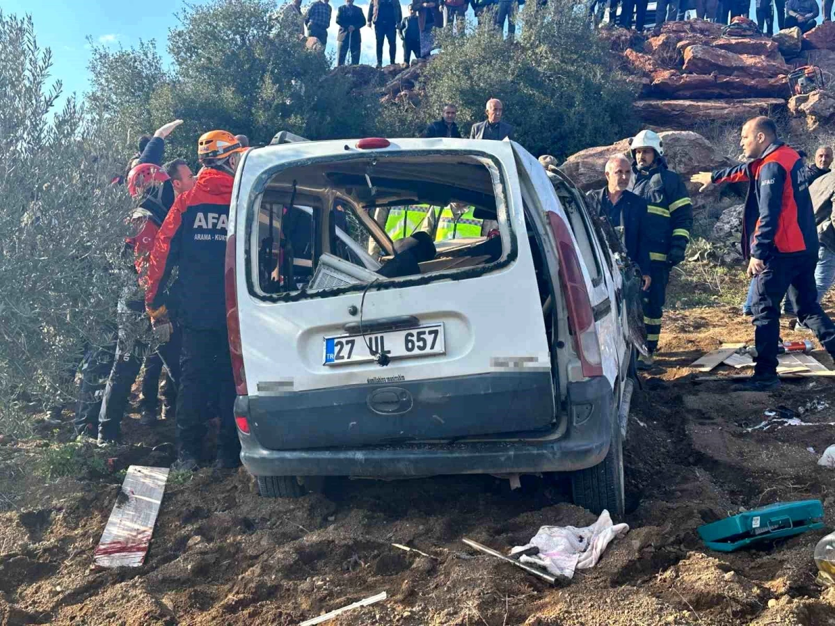 Kilis'te Otomobil Şarampole Uçtu: 1 Kişi Hayatını Kaybetti