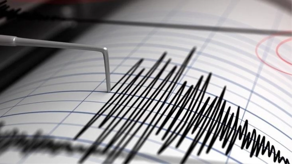 Marmara'da 3.5 büyüklüğünde deprem! İstanbul ve çevre illerde de hissedildi