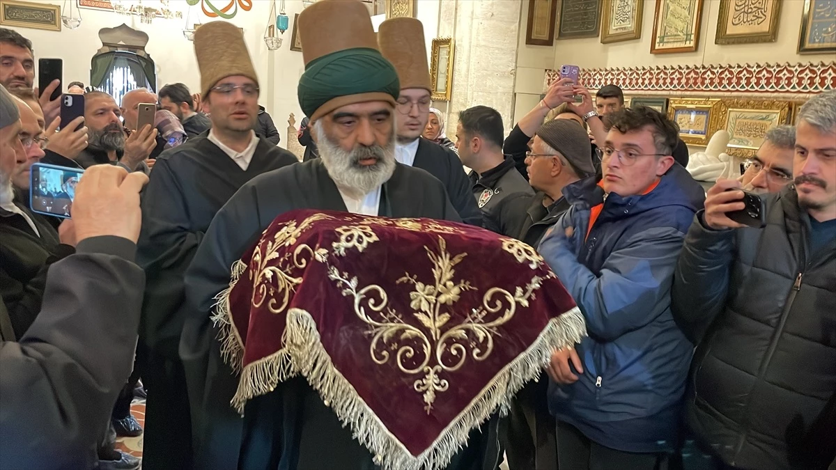 Mevlana Müzesi'nde Sakal-ı Şerif Yeniden Ziyarete Açıldı