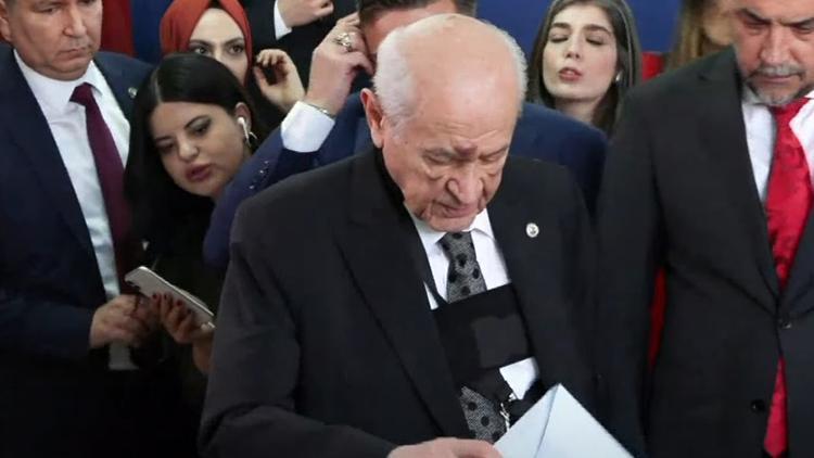 MHP lideri Bahçeli oyunu kullandı