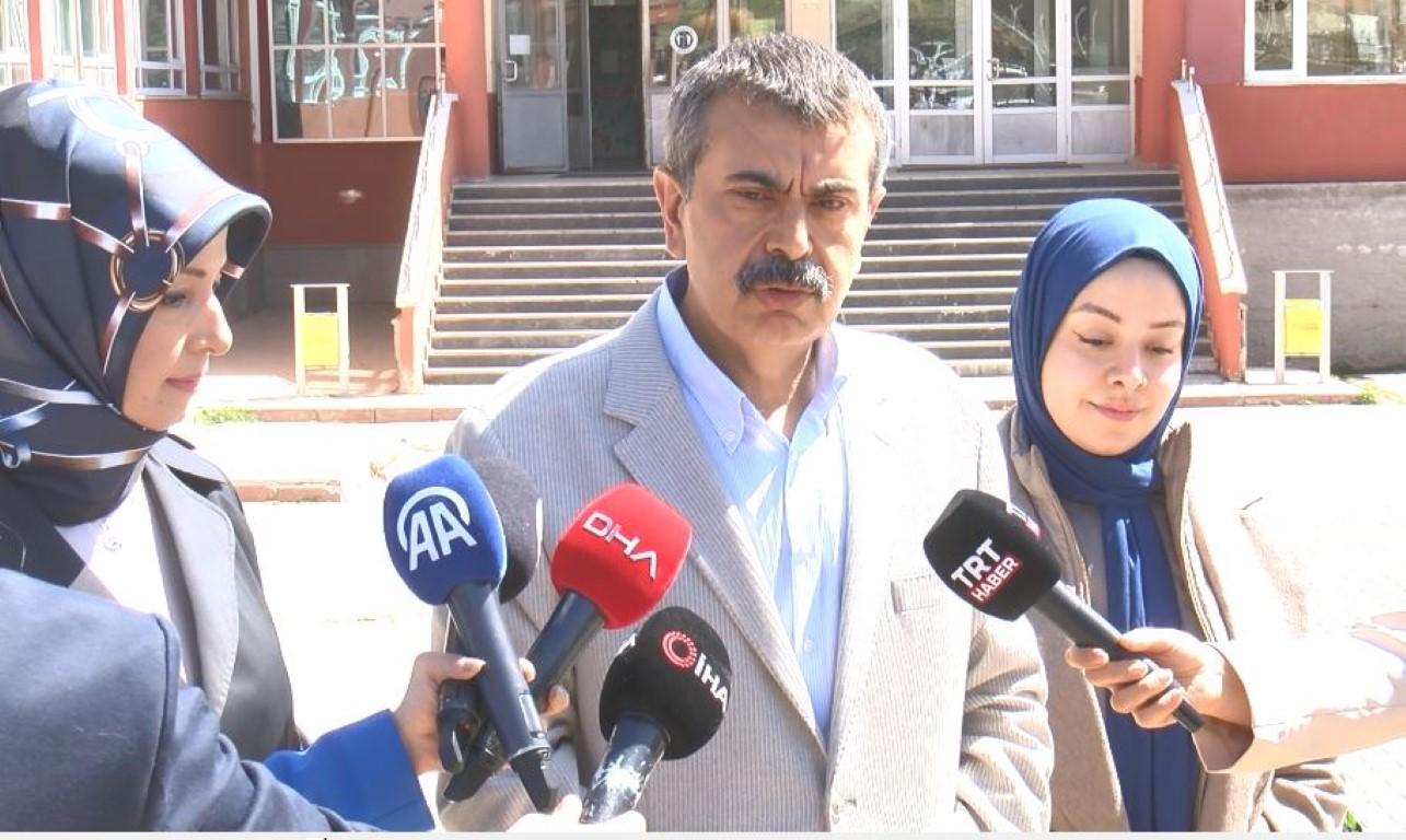 Milli Eğitim Bakanı Yusuf Tekin: Eğitimi en çok önceleyenlerin seçilmesini arzu ediyorum