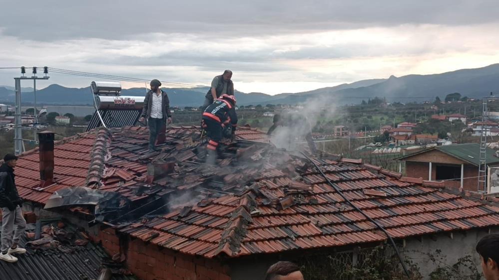 Sakarya’da iftar vakti korkutan yangın