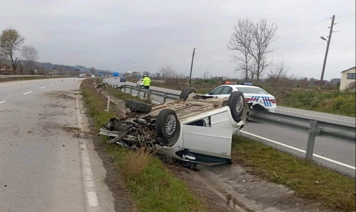 Samsun'da otomobil takla attı, sürücü yaralandı