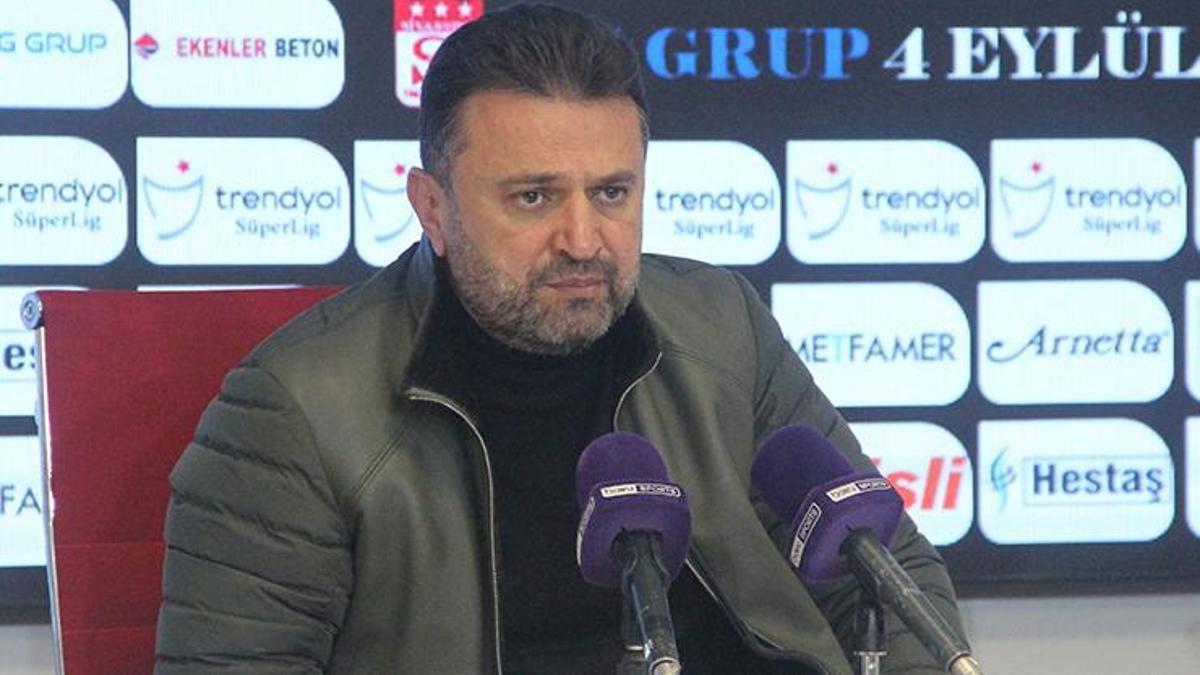 Sivasspor Teknik Direktörü Bülent Uygun'dan hakem Ali Şansalan'a tepki