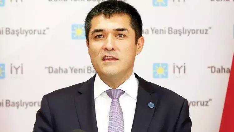 Son dakika... Buğra Kavuncu'dan İmamoğlu'na 'particilik' tepkisi:  CHP rozetiyle değil ben bağımsız adayım de