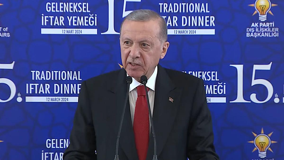 Son dakika... Cumhurbaşkanı Erdoğan, iftar programında açıklamalarda bulunuyor