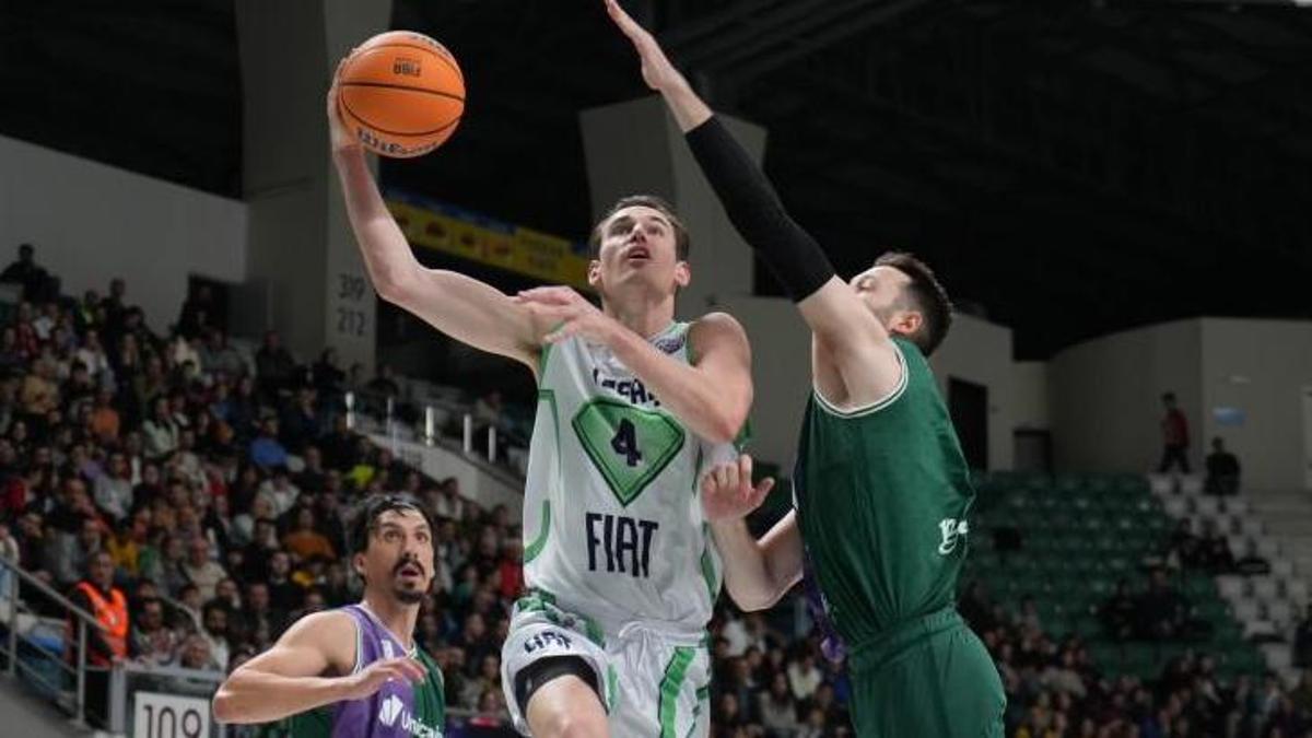 Tofaş, Basketbol Şampiyonlar Ligi'nde Unicaja'ya mağlup oldu!