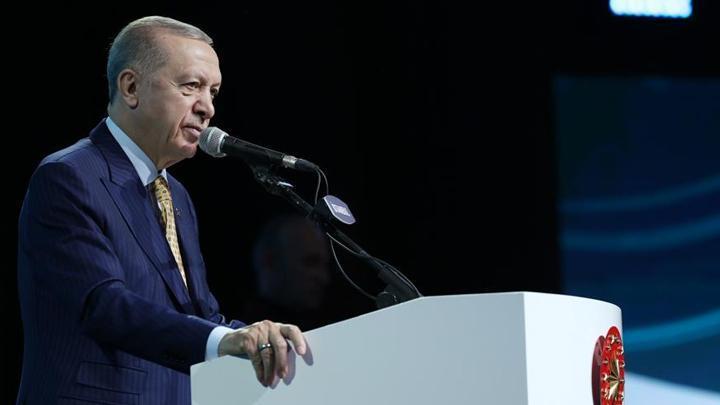 Türkiye'ye Güç Veren Kadınlar Programı... Cumhurbaşkanı Erdoğan: Sadece 8 Mart değil kalan 364 gün de kadınların günü olmalı