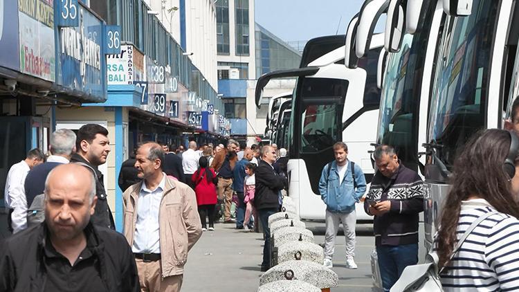 15 Temmuz Demokrasi Otogarı'nda bayram dönüşü hareketliliği