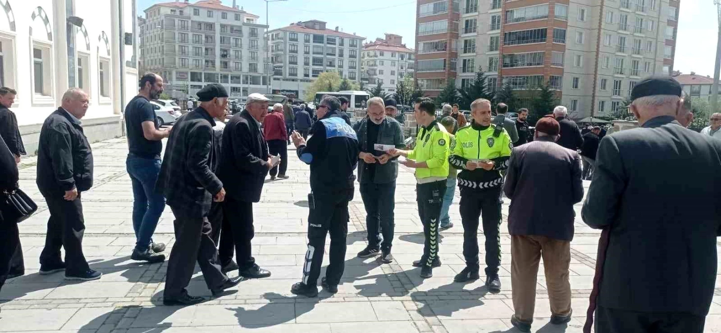 Akyurt İlçe Emniyet Müdürlüğü Vatandaşları Dolandırıcılık Konusunda Uyardı