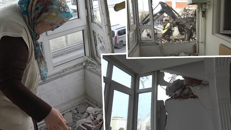 Avcılar'da  kentsel dönüşüm kapsamında yıkılan binanın bitişiğindeki apartmanın balkon duvarının olmadığı ortaya çıktı