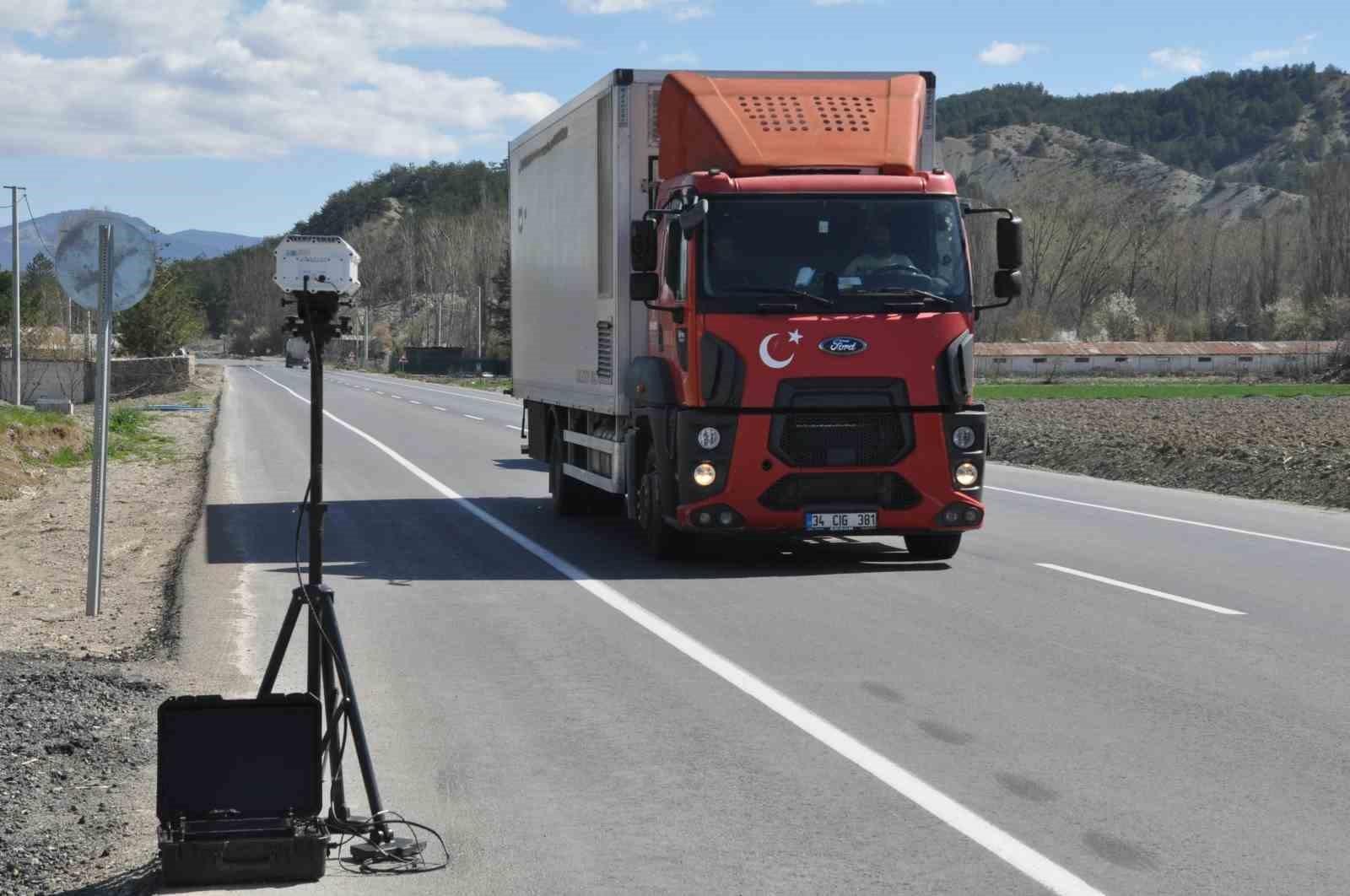 Bayram dönüşünde Bolu’dan kamyon ve tırlara geçiş yasaklandı