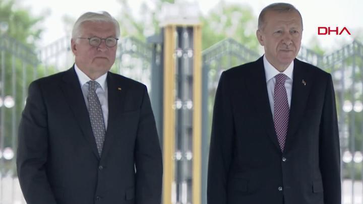 Cumhurbaşkanı Erdoğan, Almanya Cumhurbaşkanı Steinmeier'i resmi törenle karşıladı