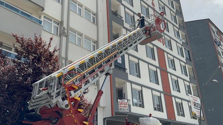 Elazığ'da ilginç olay! 6 gündür haber alınamıyordu... Evde uyurken bulundu