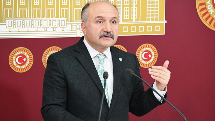 Erhan Usta, İYİ Parti Grup Başkanvekilliği görevinden istifa ettiğini açıkladı