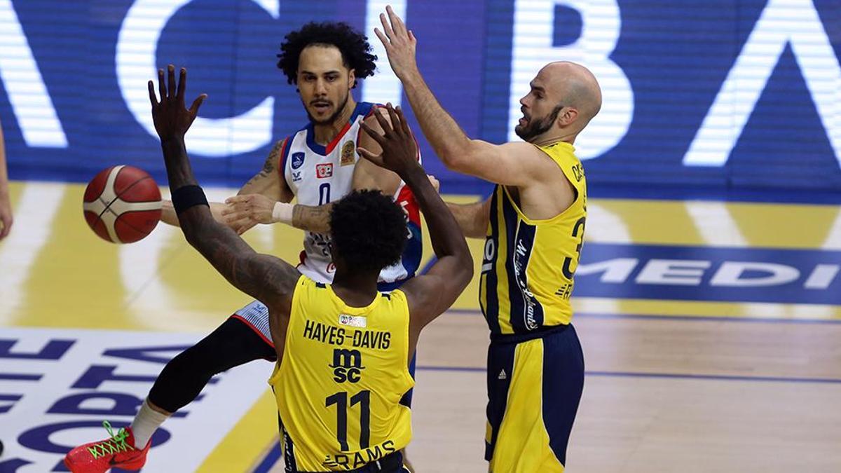 Fenerbahçe Beko - Anadolu Efes maç sonucu: 80-90 | Efes'ten Fenerbahçe'ye karşı 4 günde 2. galibiyet!