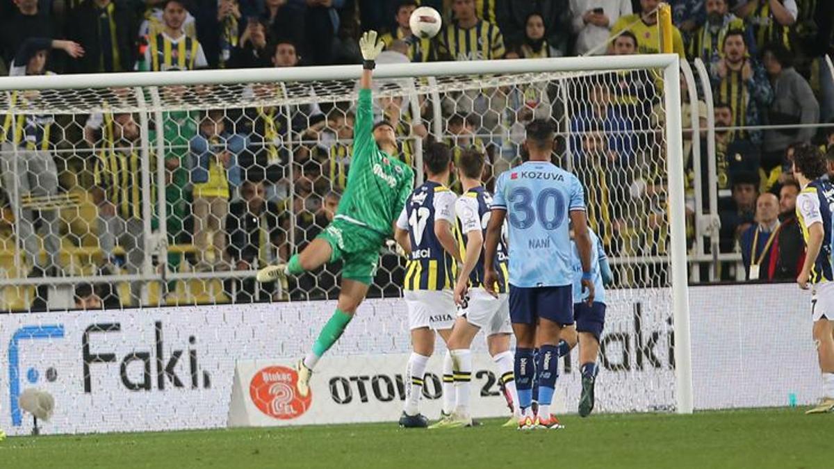 Fenerbahçe kalecisi İrfan Can Eğribayat: Dünyanın en iyileri de hata yapıyor!