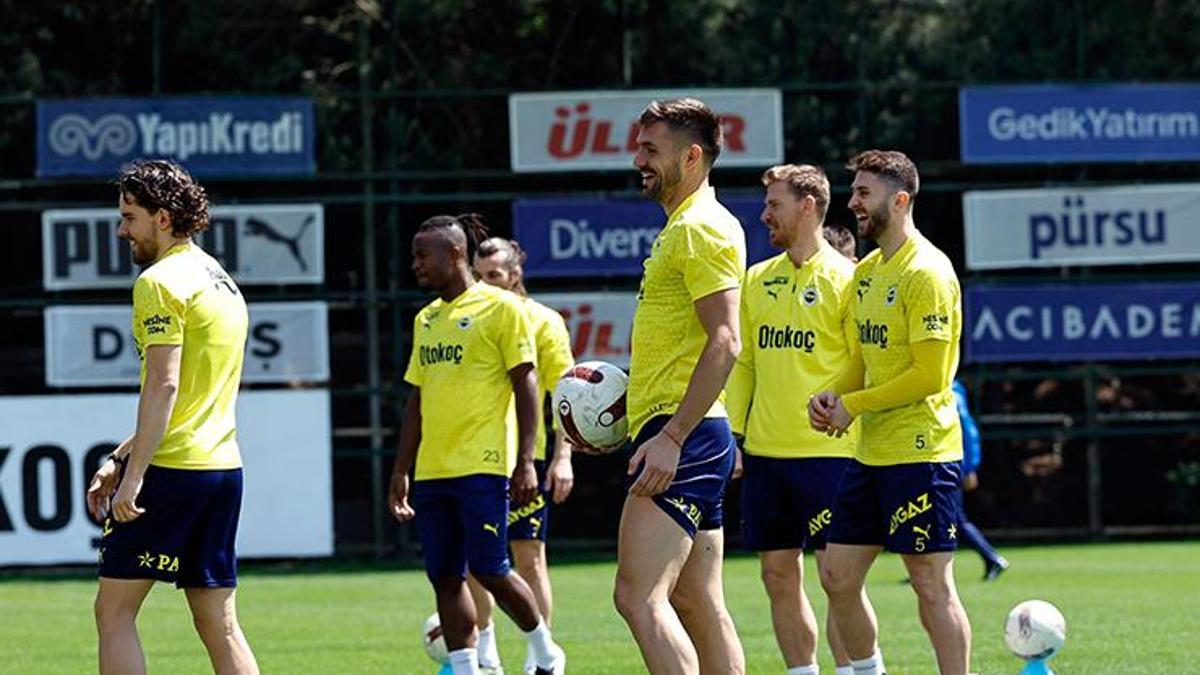 Fenerbahçe, Sivasspor maçı öncesi takti çalıştı