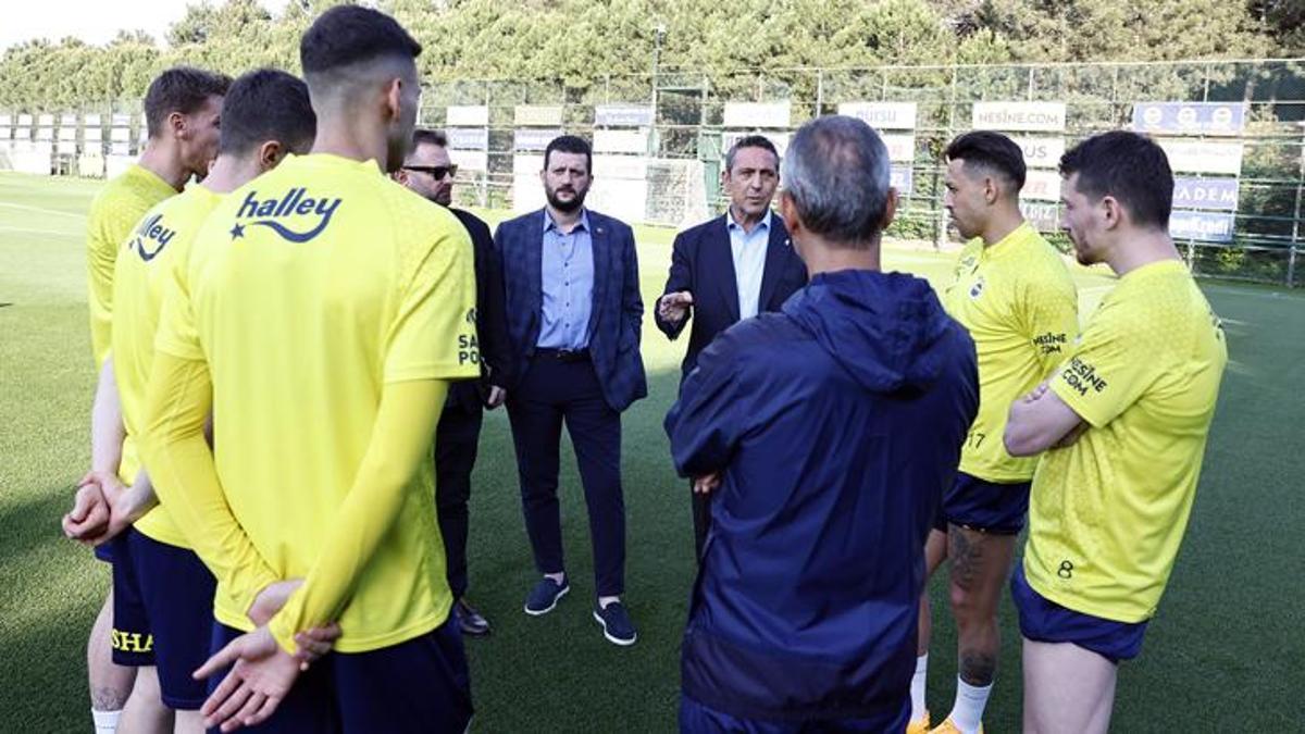 Fenerbahçe'de Ali Koç'tan antrenmana ziyaret