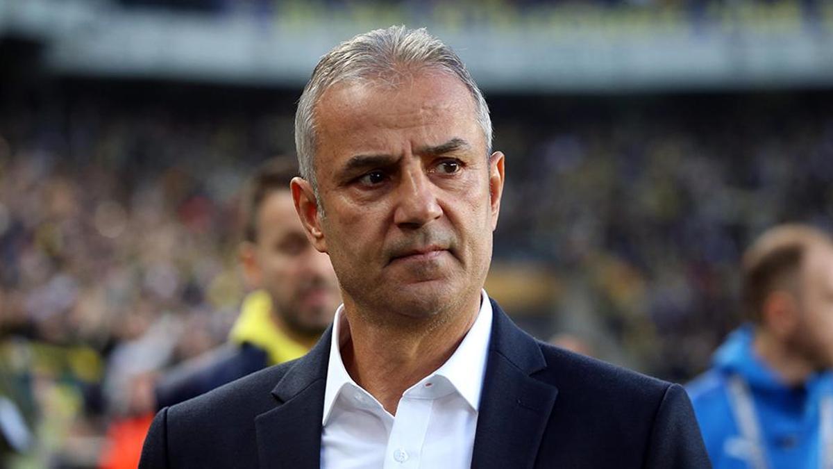 Fenerbahçe'de İsmail Kartal, Adana Demirspor maçı öncesindeki süreci anlattı: Şu an birlik, beraberlik içerisinde bir bütünlük sağlandı