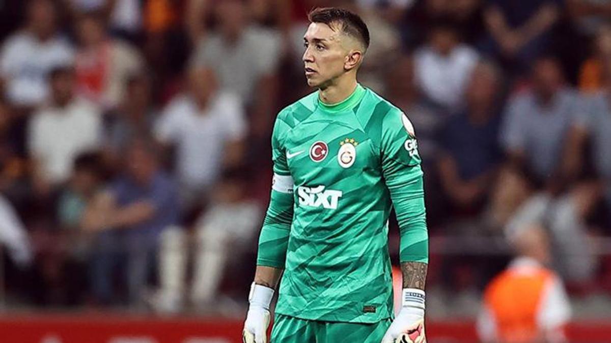 Galatasaray'da Fernando Muslera'nın yeni maaşı belli oldu! Uruguaylı kaleci konuştu...