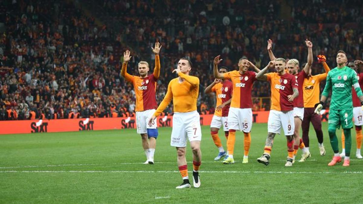 Galatasaray'da Kerem Aktürkoğlu'na psikolojik destek! Herkes yanındaydı...