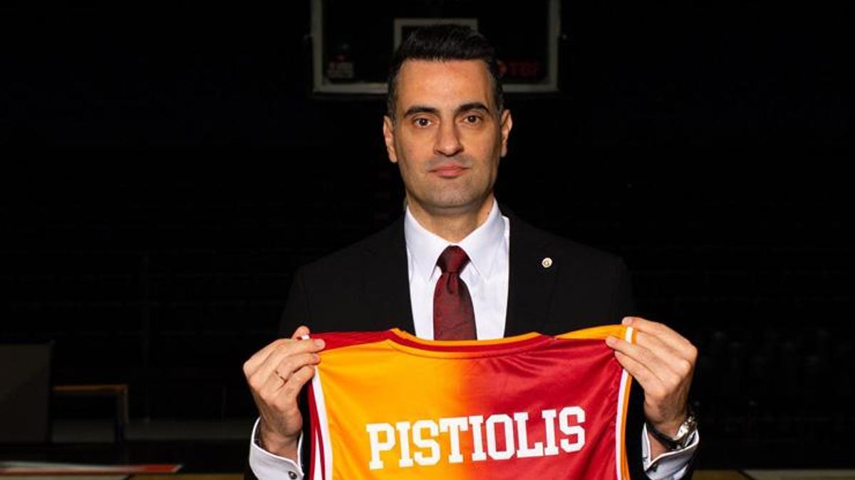 Galatasaray'ın eski koçu Andreas Pistolis'in yeni takımı açıklandı