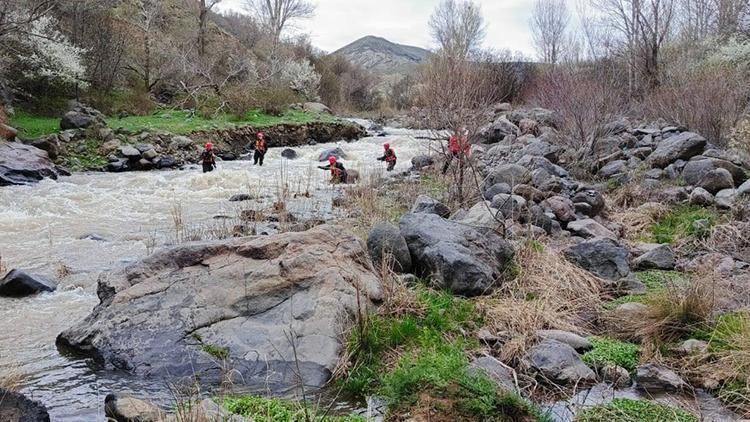 Iğdır'da dereye düşen 6 yaşındaki Yusuf'un cansız bedeni bulundu