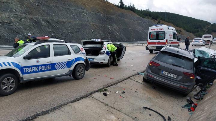 Isparta'da kaza yerindeki ambulans ve polis araçlarına otomobil çarptı: 1'i bebek 10 yaralı