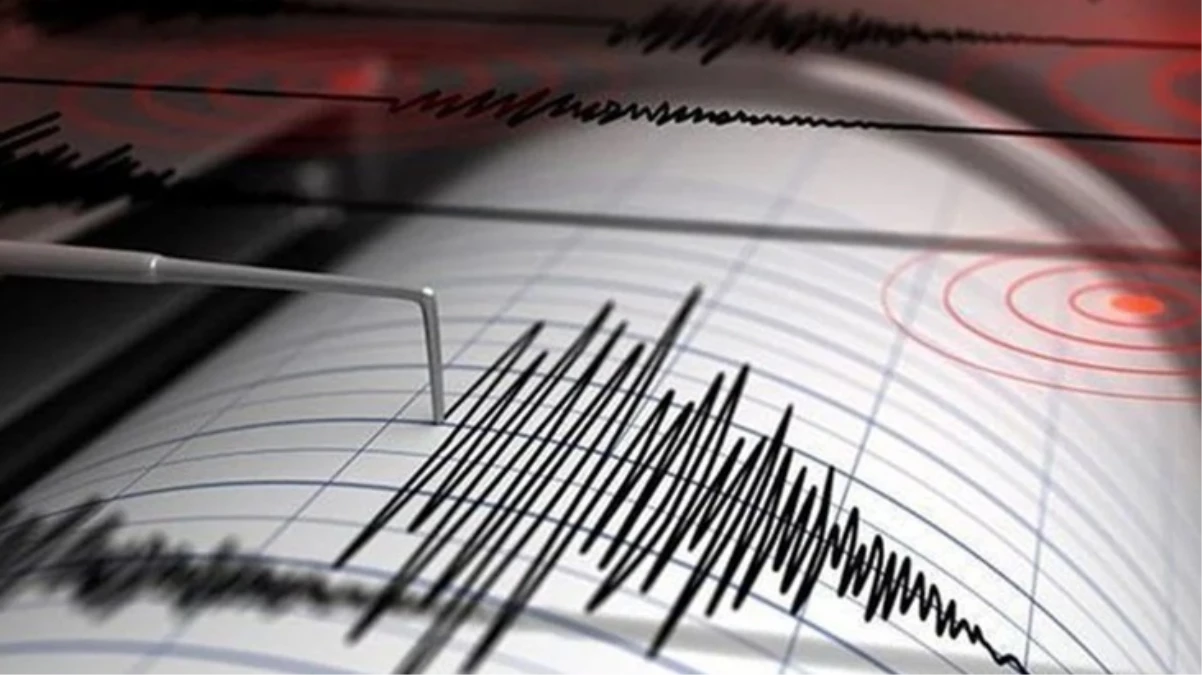 İzmir Seferihisar'da 4.5 büyüklüğünde deprem! Sarsıntı çevre illerde de hissedildi