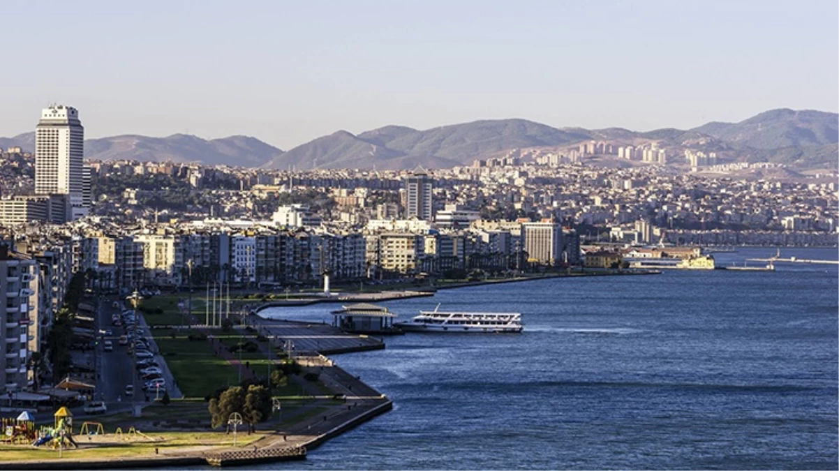 İzmir'de askeri alanda yapılan imha çalışması paniğe neden oldu