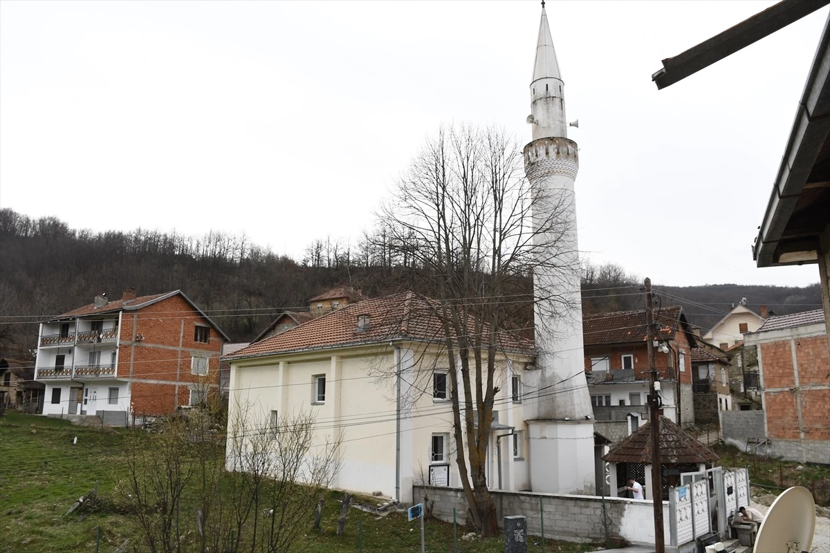 Kosova'daki Mlike Camisi 735 yıllık tarihiyle ülkenin en eski camisi