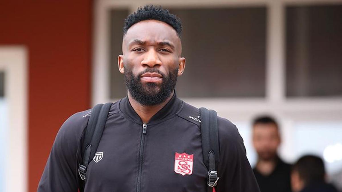 Sivasspor, kritik maç için Trabzon'da