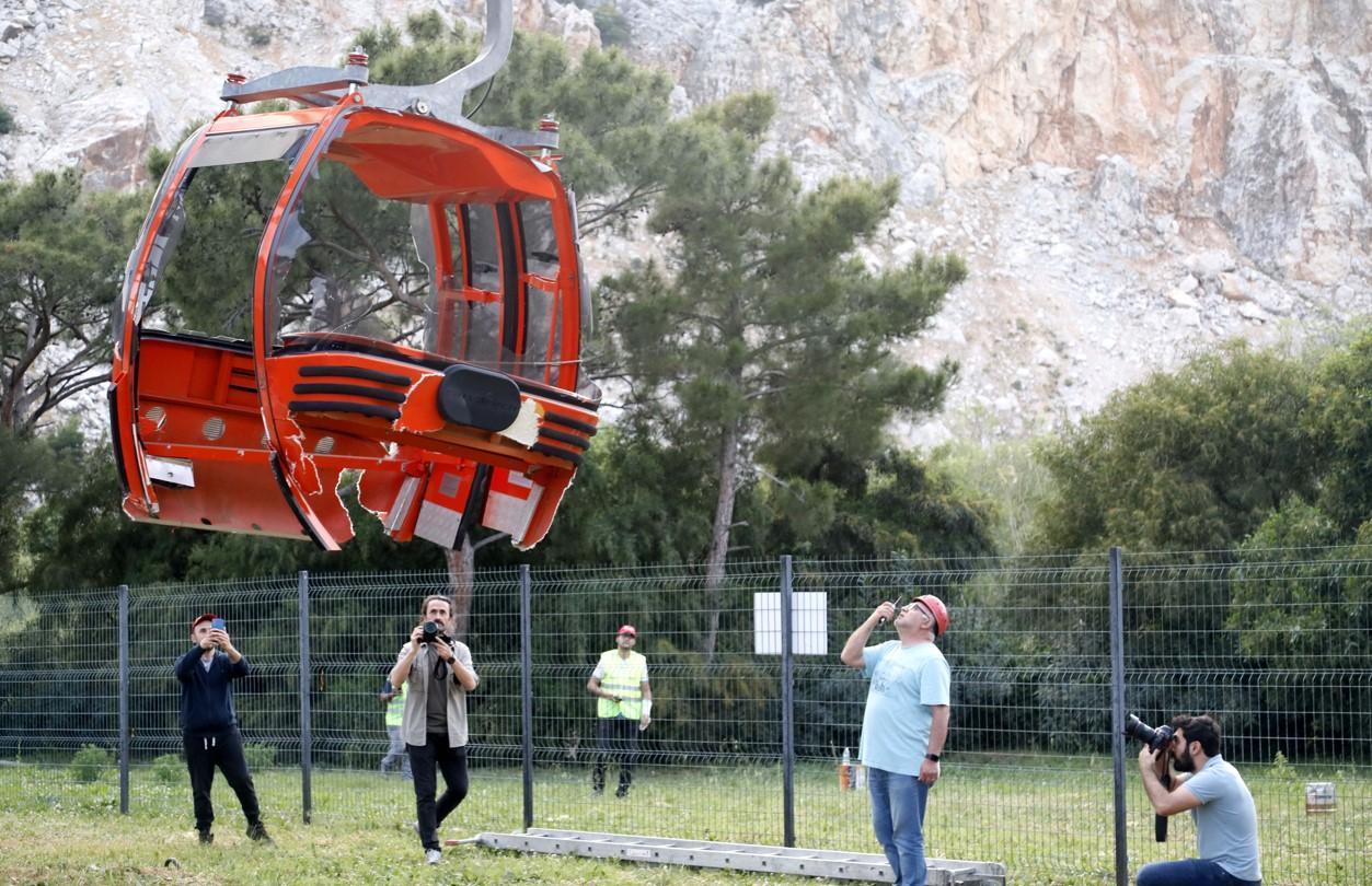 Teleferik faciasındaki 36 kabin 5 gün sonra yere indirildi