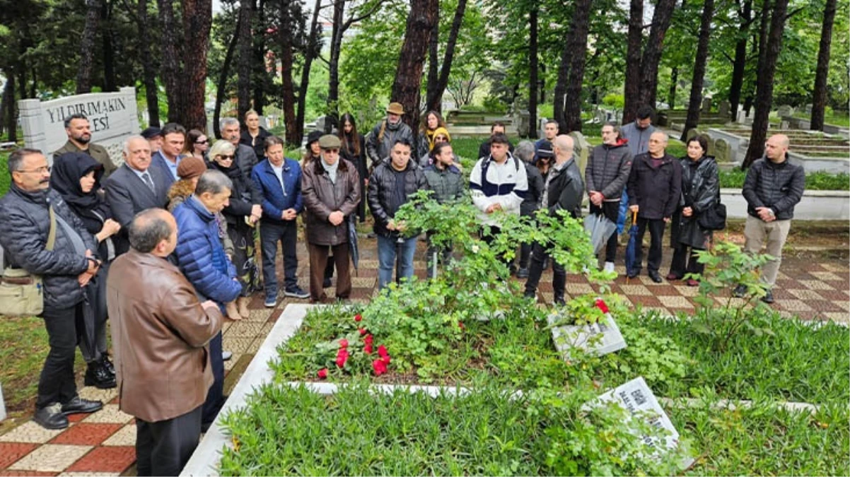 Ünlü müzisyen Atilla Özdemiroğlu, 8'nci ölüm yıldönümünde anıldı