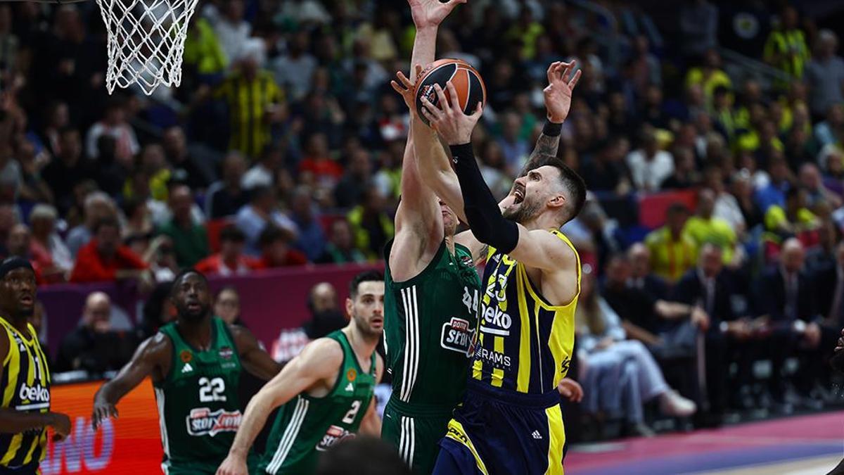 (ÖZET) Fenerbahçe Beko - Panathinaikos maç sonucu: 57-73 | Final Four'da ilk finalist Ergin Ataman yönetimindeki PAO