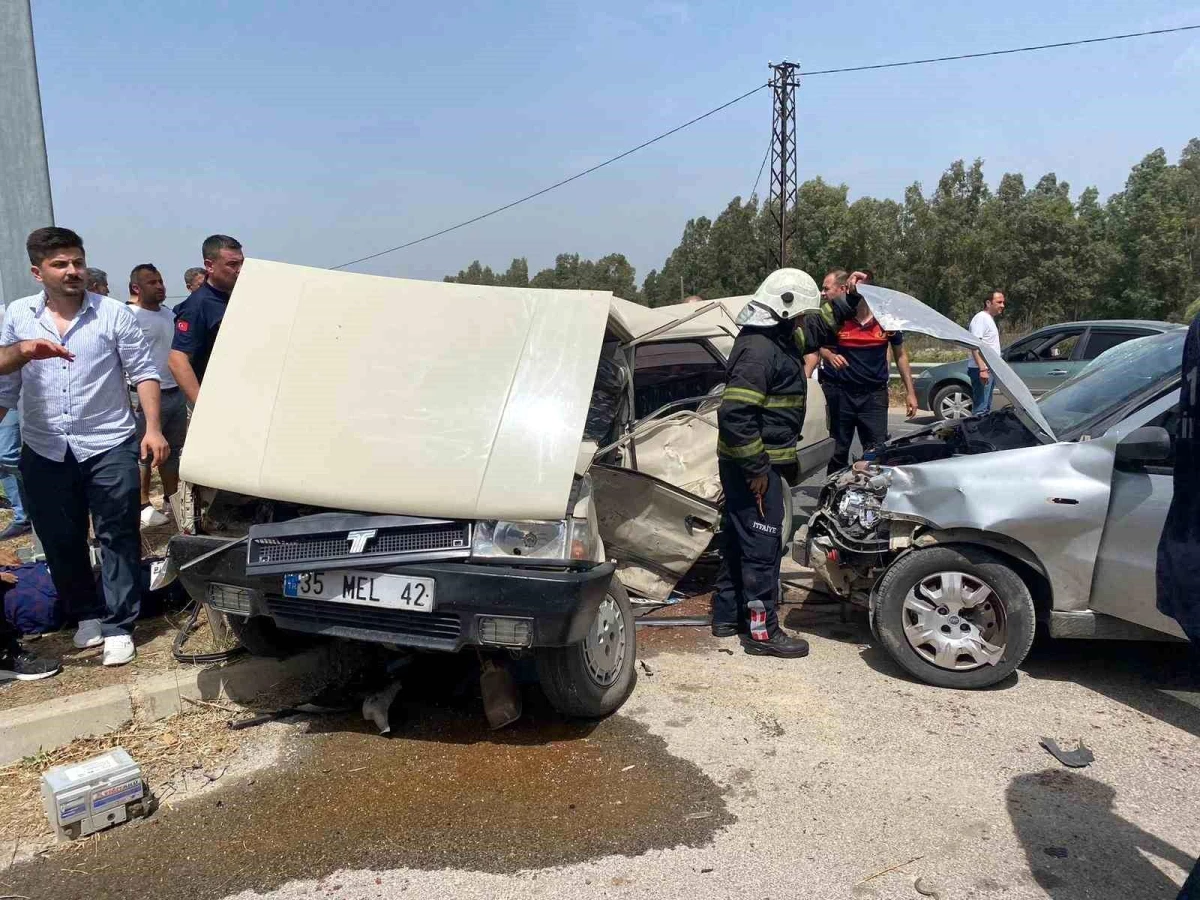 Aydın-Muğla karayolunda çarpışan otomobillerde 7 kişi yaralandı