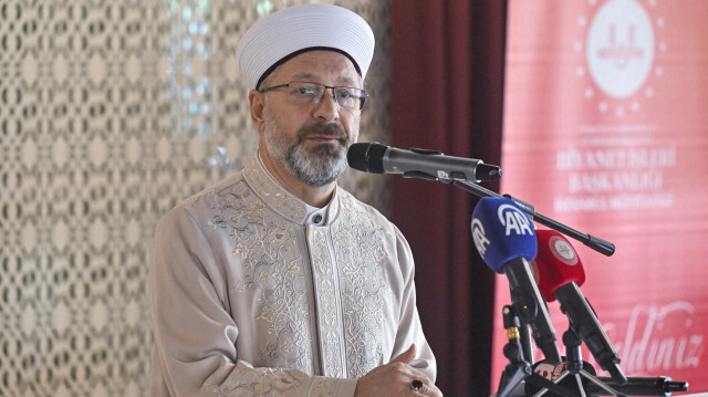 Diyanet Başkanı Erbaş'tan 'Anneler Günü' mesajı: Yeryüzünde bir insana nasip olabilecek en önemli ünvanlardan biri | Aktüel Haberleri