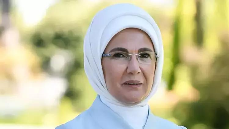 Emine Erdoğan'dan Dünya ebeler Günü mesajı