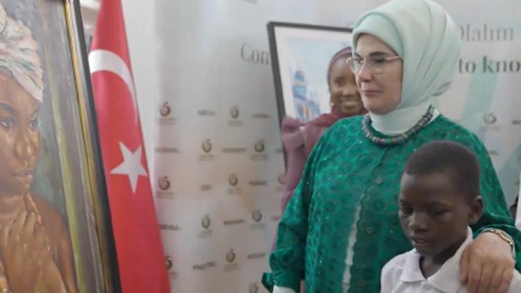 Emine Erdoğan'dan Nijerya ziyareti