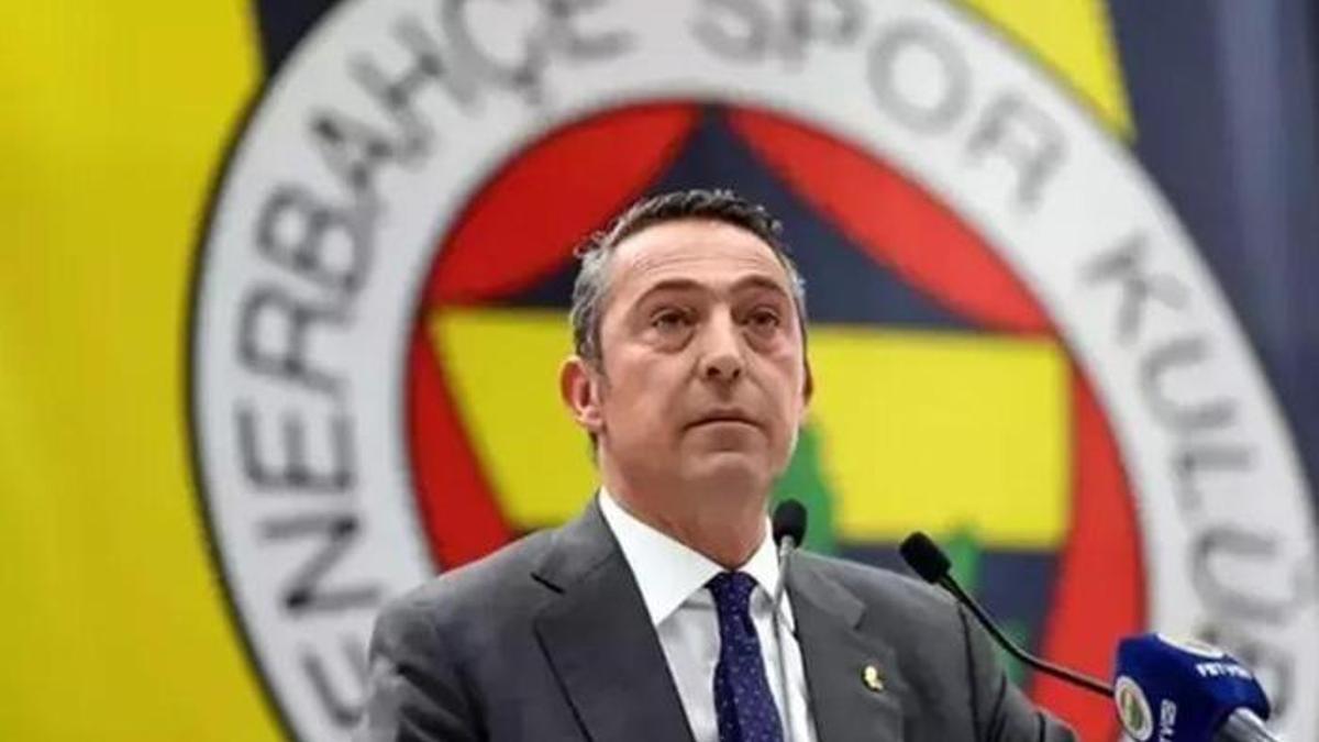 Fenerbahçe Başkanı Ali Koç adaylık başvurusunu teslim etti